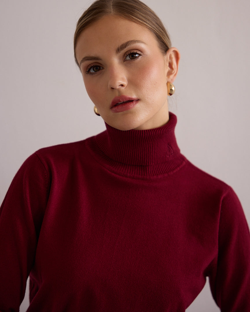 Gardenia Knitted Turtle Neck